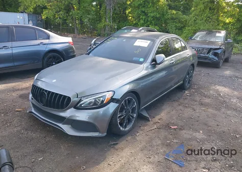 2017 Mercedes-Benz C 300 4Matic/Luxury 4Matic/Sport 4Matic из США, поврежденный, VIN 55SWF4KB3HU195859